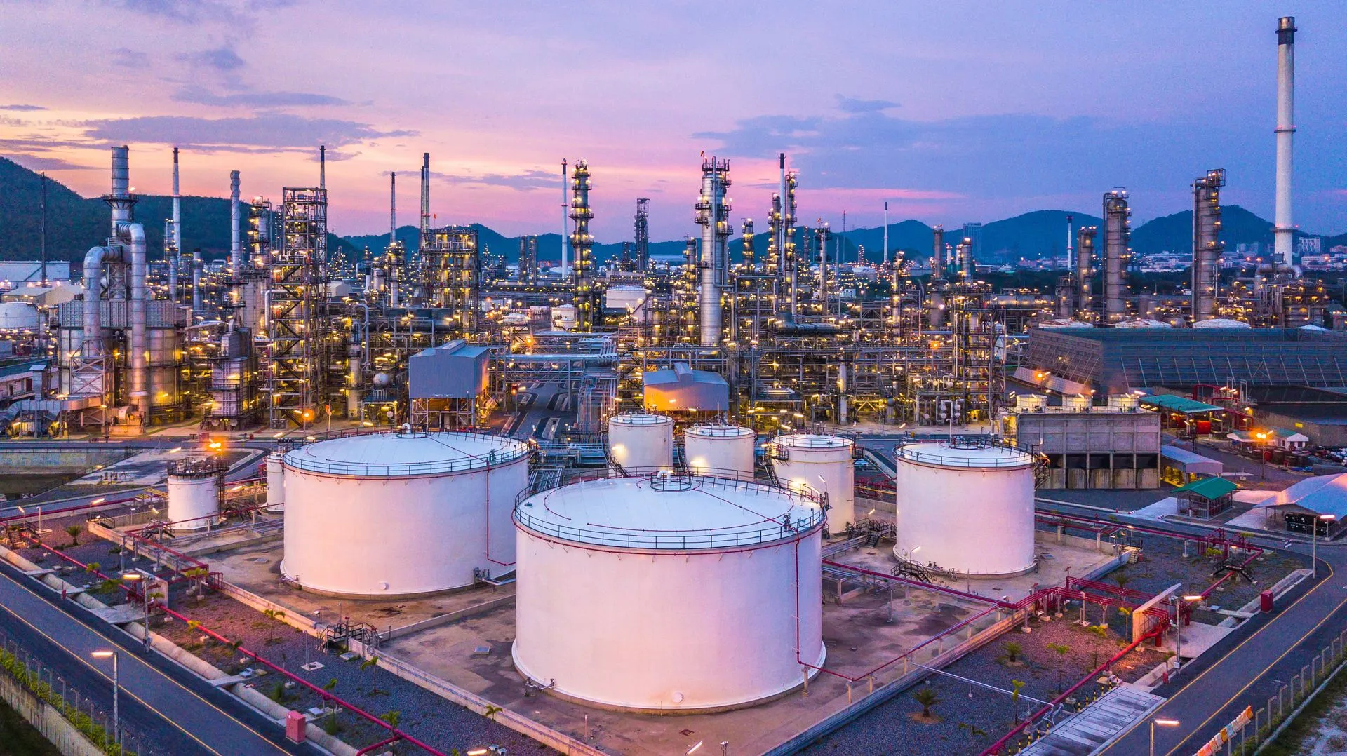 Vector - Oil Refinery Vector - Oil Refinery